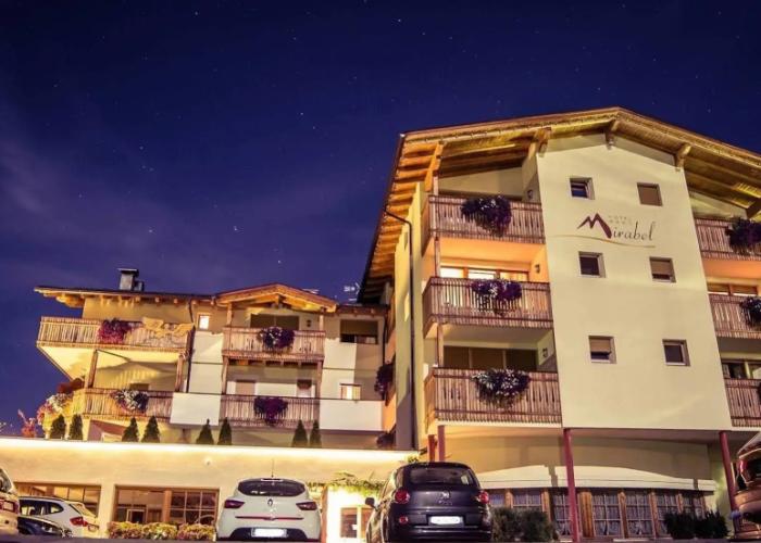 Hotel Mirabel