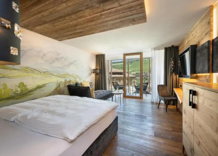 Excelsior Dolomites Life Resort