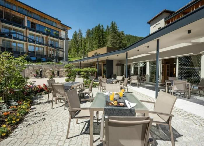 Excelsior Dolomites Life Resort