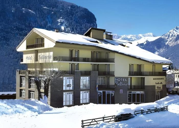 Hotel & Club Bellevue Post