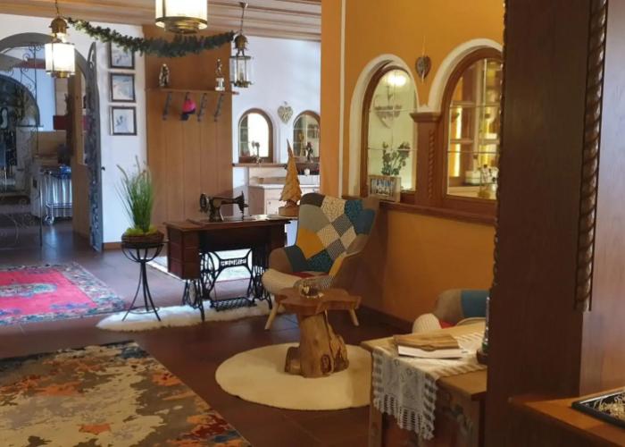 Hotel Azola