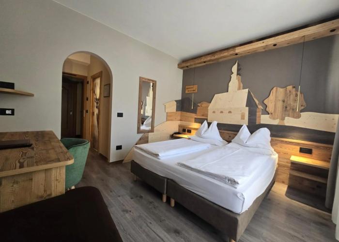 Hotel Azola