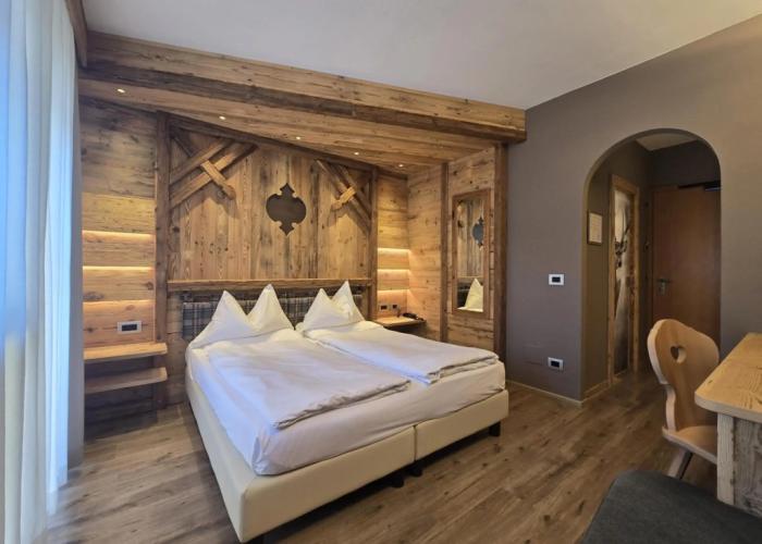 Hotel Azola