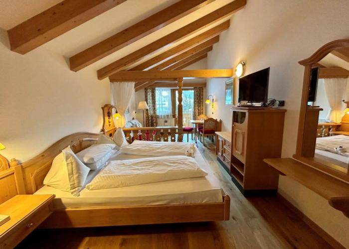 Hotel Cesa Tyrol