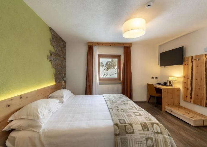 Hotel Col Di Lana