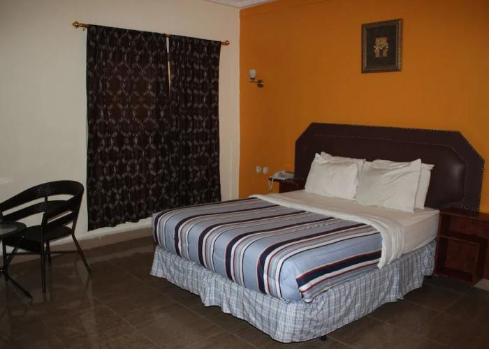 Zambezi Inn Hotel