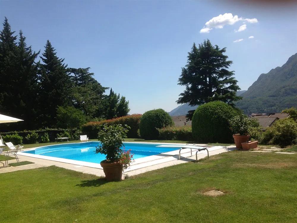 фото Montebello