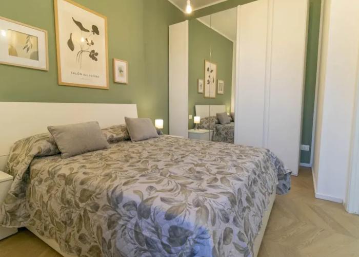 Lake River Apartment
