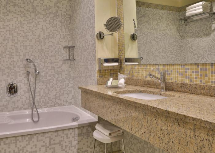 Crowne Plaza Venice East by IHG