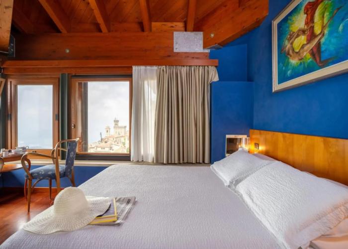 Hotel Cesare