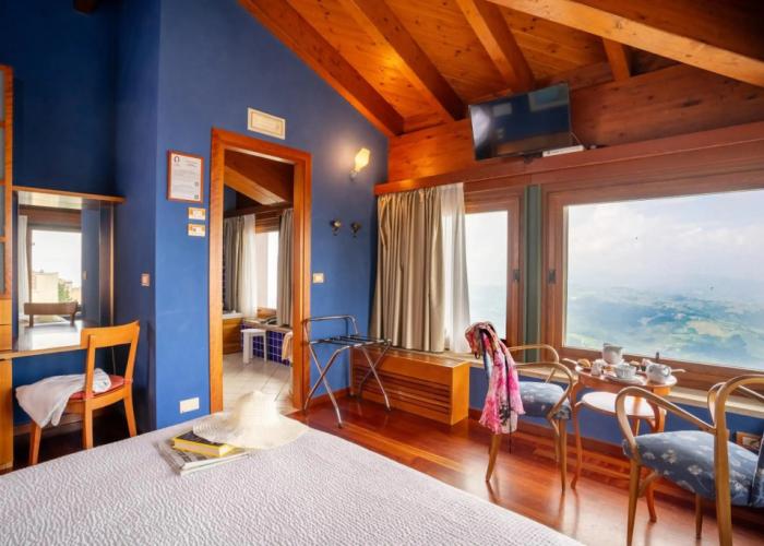 Hotel Cesare
