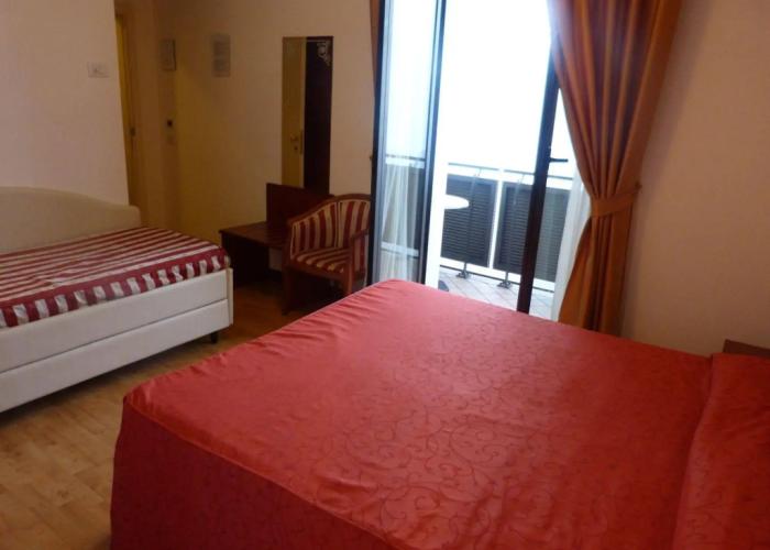 Hotel Joli