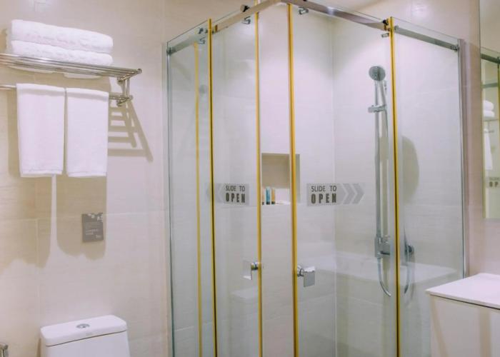 Azalea Hotels & Residences Boracay