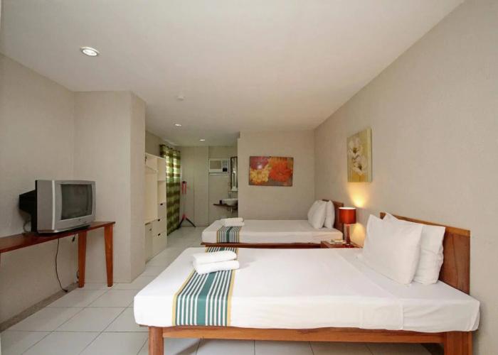 MR Holidays Hotel