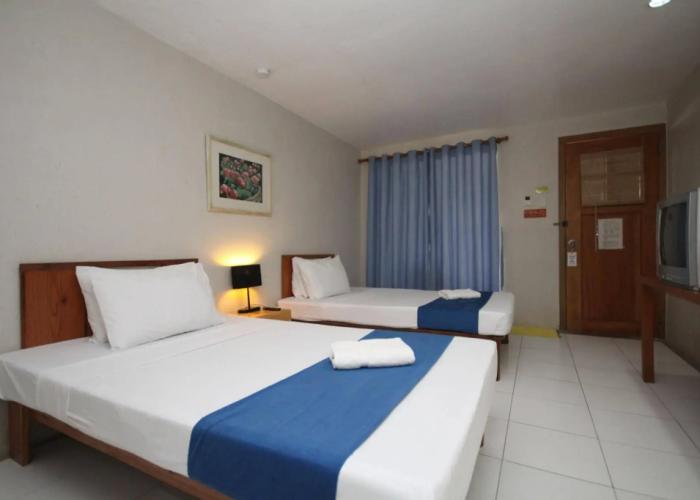 MR Holidays Hotel