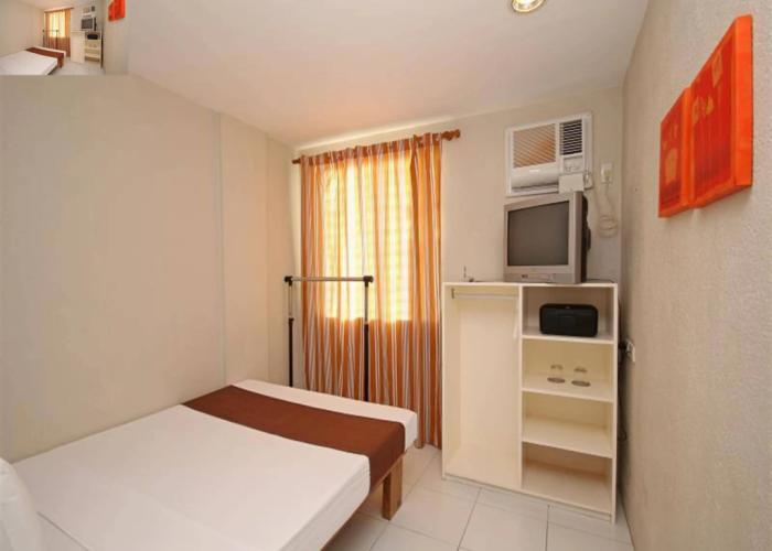MR Holidays Hotel