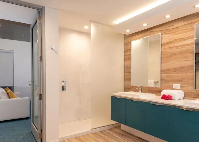 Marketplace Suites