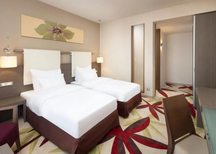 Golden Tulip Ana Dome
