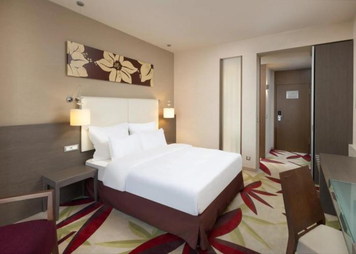 Golden Tulip Ana Dome