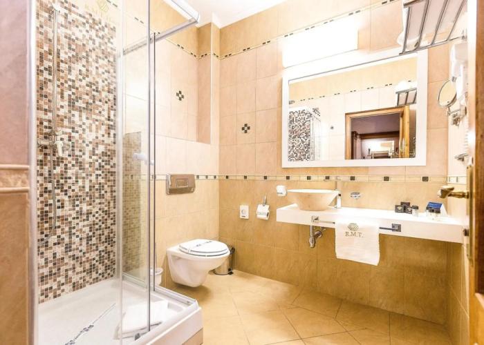 Hotel Athos Rmt