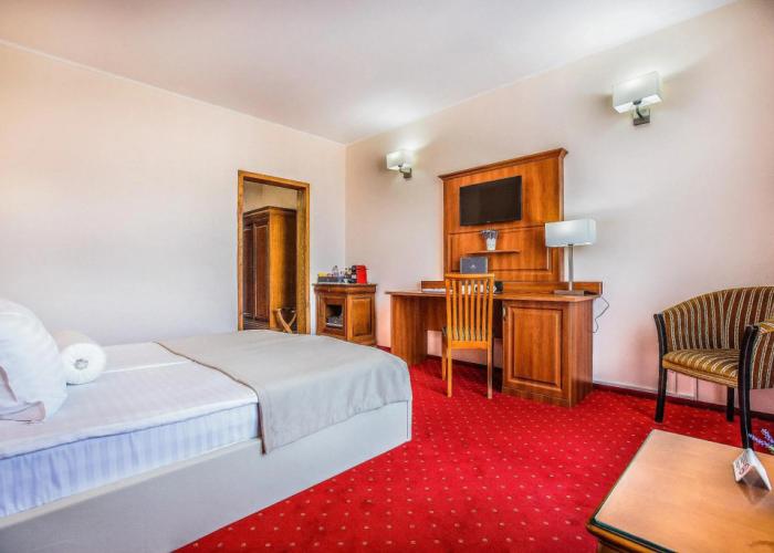Hotel Athos Rmt