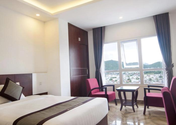 Gem Hotel