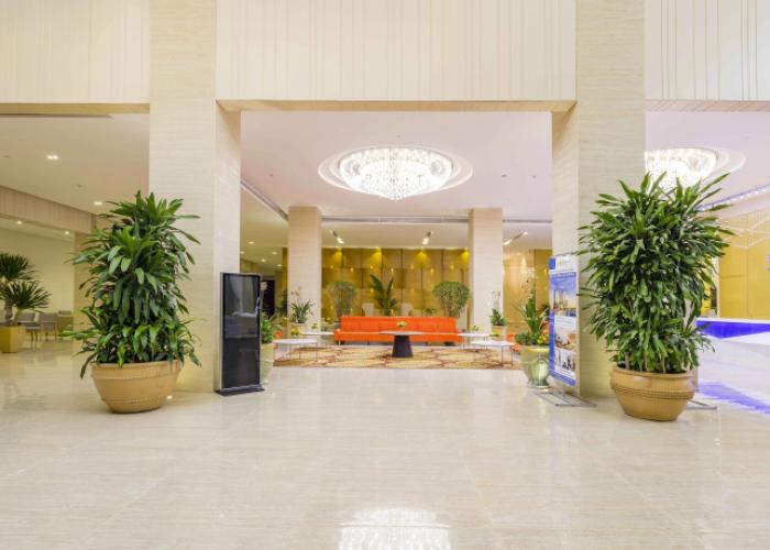 Diamond Bay Hotel