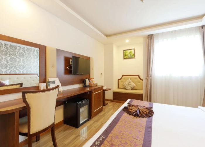 Paris Nha Trang Hotel & Apartment