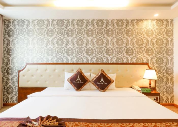 Paris Nha Trang Hotel & Apartment