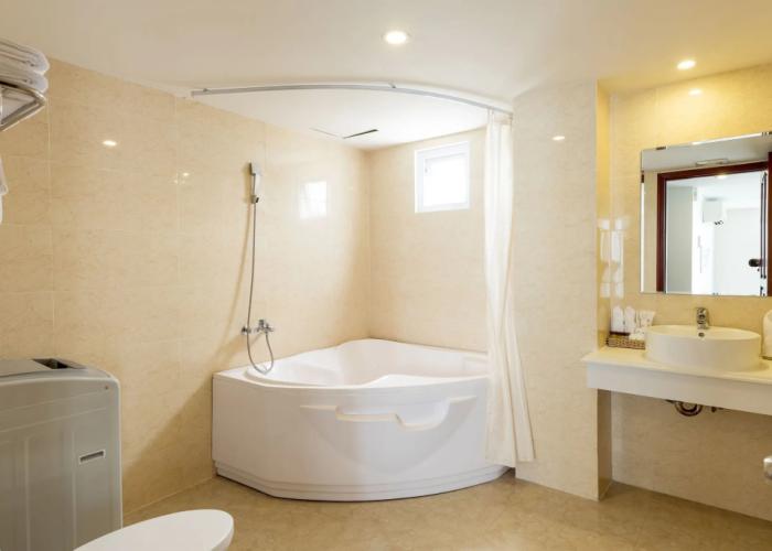 Paris Nha Trang Hotel & Apartment