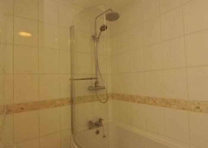 Gails Guest House