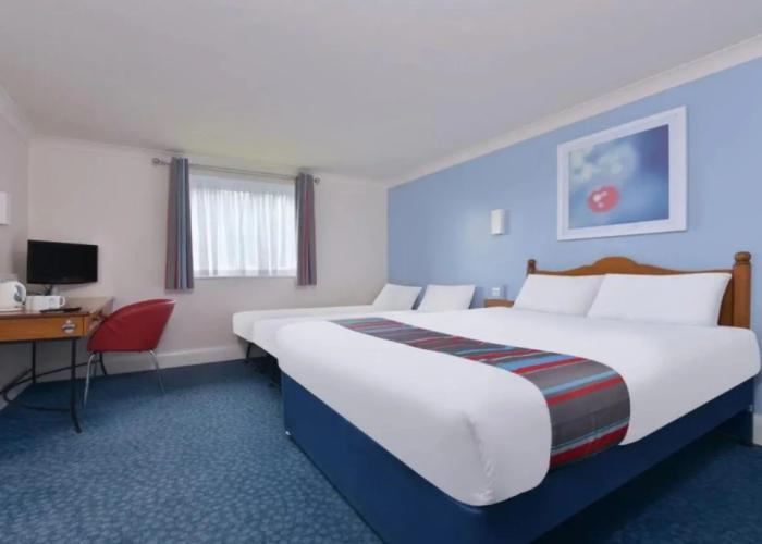 Travelodge Cardiff Airport