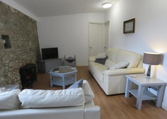 Vale of Glamorgan - Cottage - Sleeps 4 - Parking