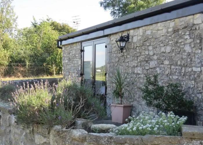 Vale of Glamorgan - Cottage - Sleeps 4 - Parking