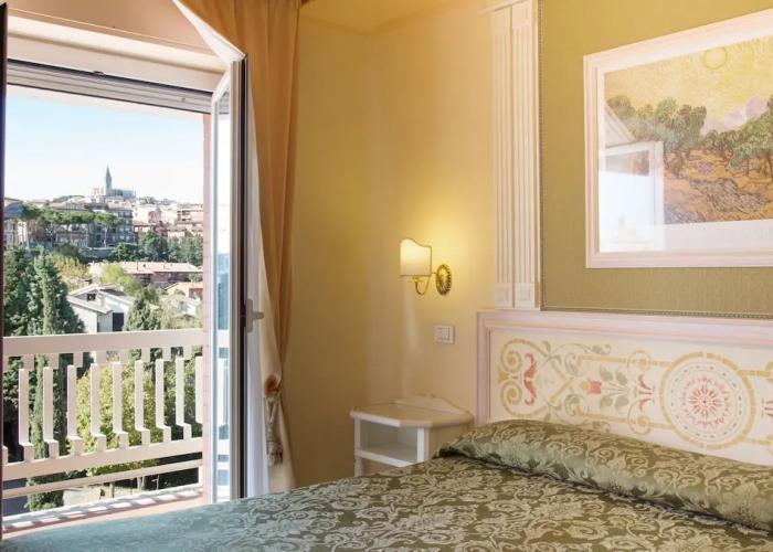 Hotel Tuder
