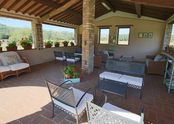 Apartment in Todi With Pool and Garden