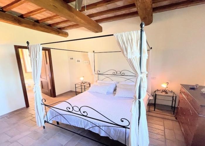 Detached Villa - Sleeps 10 - Pool - Pergola - Playground for Children - Wifi