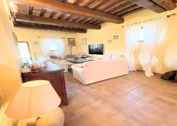 Detached Villa - Sleeps 10 - Pool - Pergola - Playground for Children - Wifi