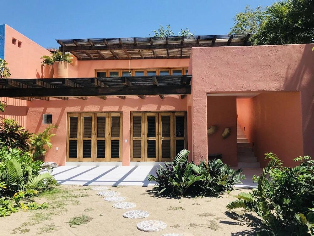 El Careyes Club & Residences