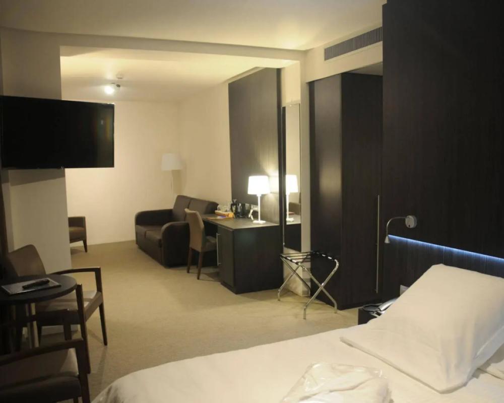 фото Tower Hotel