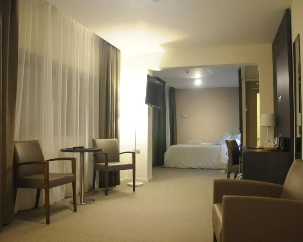 фото Tower Hotel