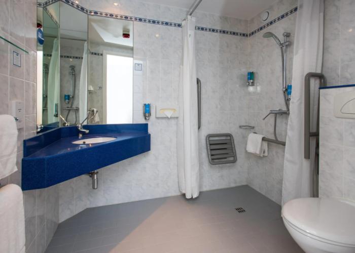 Holiday Inn Express Birmingham - Oldbury by IHG