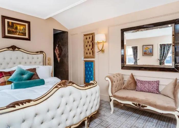 Domo Boutique Hotel