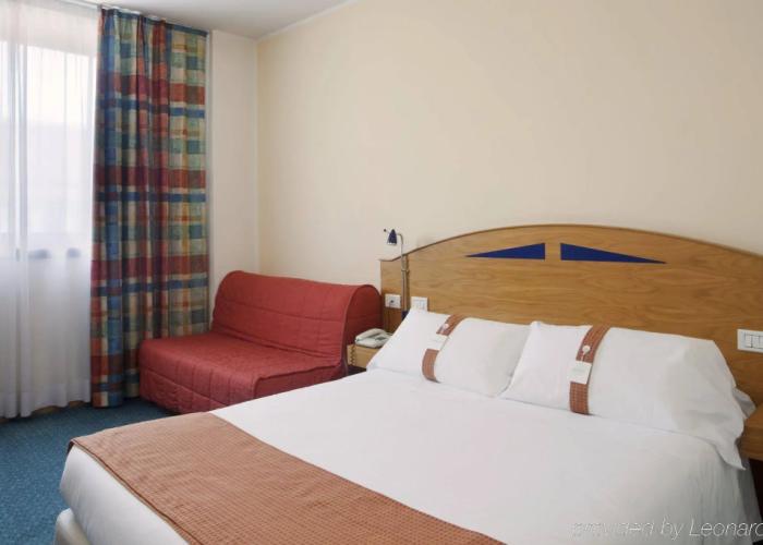 City Hotel & Suites Foligno