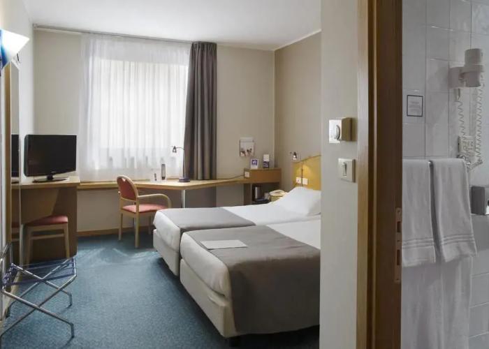 City Hotel & Suites Foligno