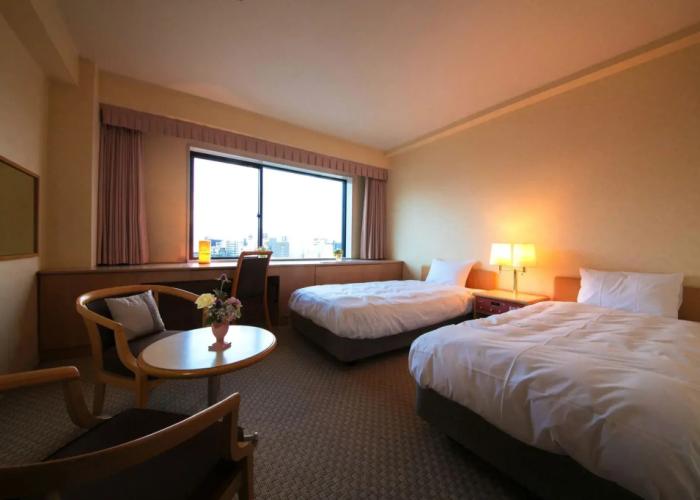 Mito Hotel Season