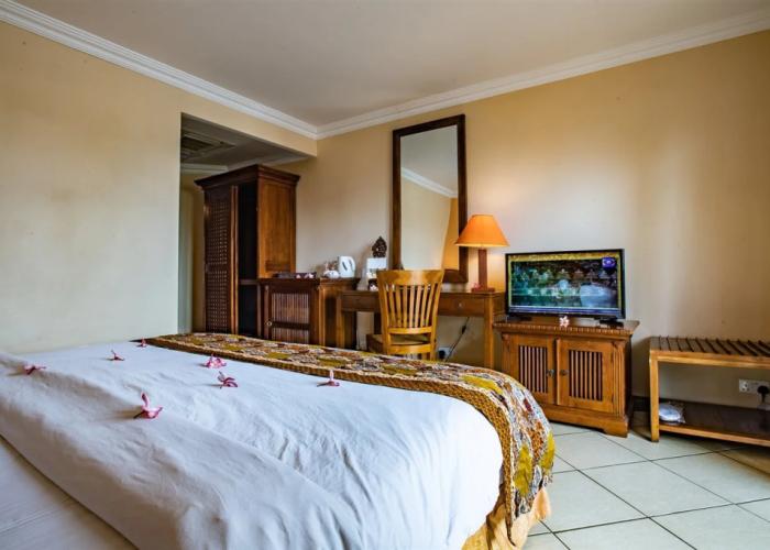 Aanari Hotel and Spa