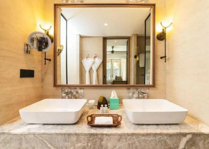 Maradiva Villas Resort & Spa
