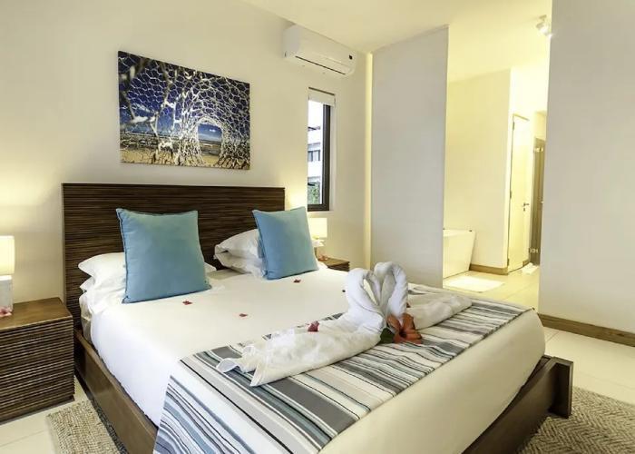 Cap Ouest by Dream Escapes
