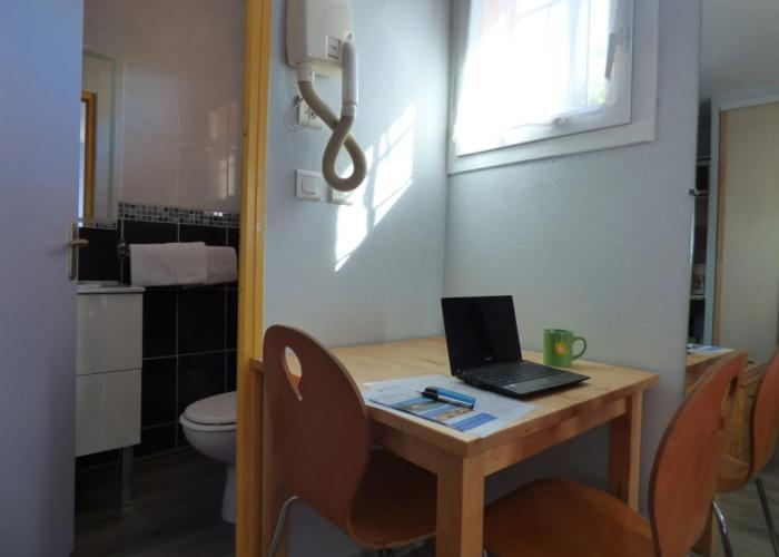 AppartHotel Festival Sud Suites - Gare TGV